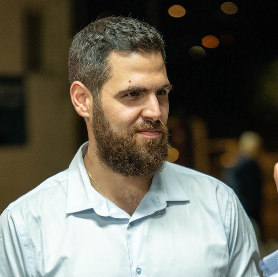 מורה פרטי ב ארז כ.